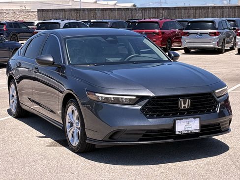 Certified 2023 Honda Accord LX image 8