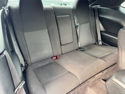Used 2018 Dodge Challenger R/T RWD image 14