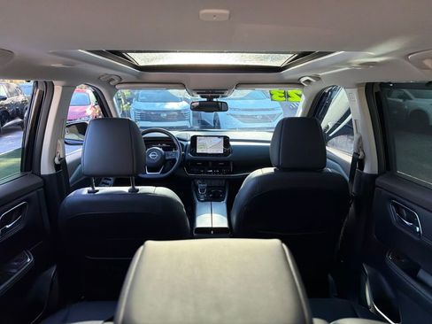 Used 2023 Nissan Rogue Platinum image 36