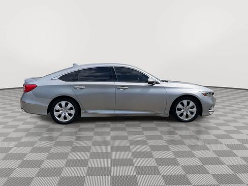 Used 2019 Honda Accord Sport image 9