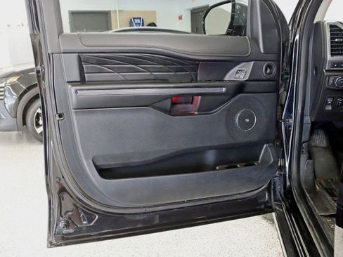 Used 2019 Ford Expedition Platinum AWD/4WD image 38