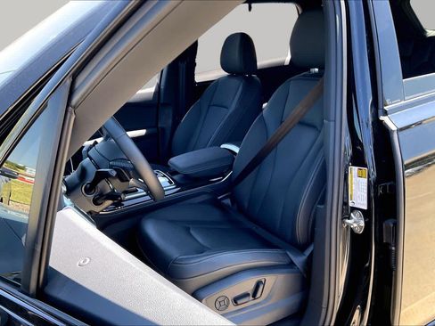 Used 2026 Audi Q7 3.0T Premium Plus AWD/4WD image 8