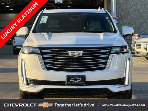 Used 2021 Cadillac Escalade Premium Luxury Platinum image 3