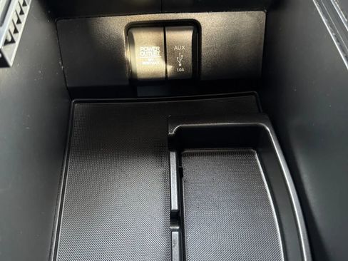 Used 2017 Honda Ridgeline RTL-E image 37