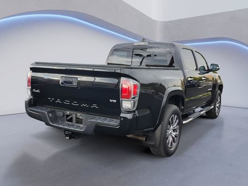 Used 2022 Toyota Tacoma Limited AWD/4WD image 6
