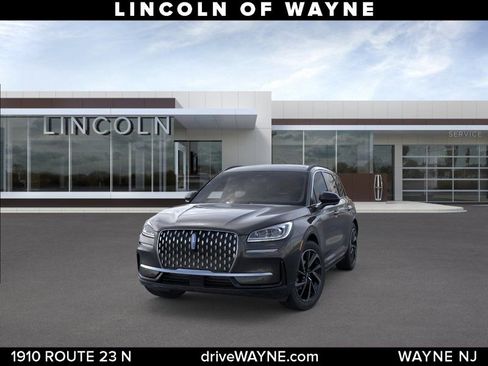 New 2026 Lincoln Corsair Grand Touring AWD/4WD image 2