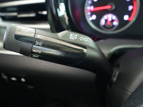 Used 2021 Kia K5 LX image 24