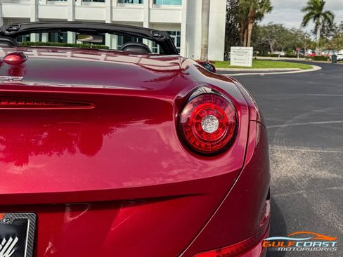 Used 2016 Ferrari California T image 55