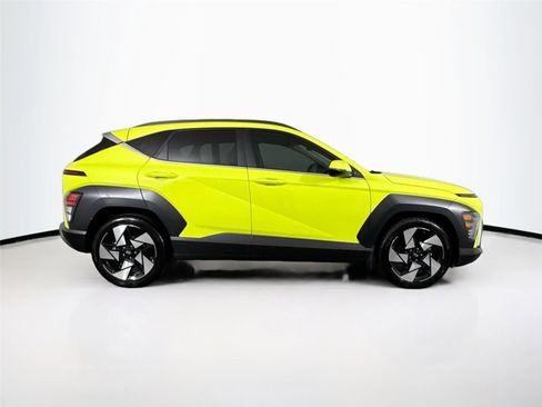 Used 2024 Hyundai Kona Limited FWD image 11
