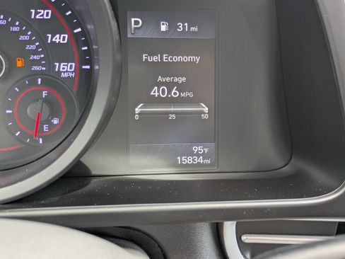 Used 2023 Hyundai Elantra SEL FWD image 24