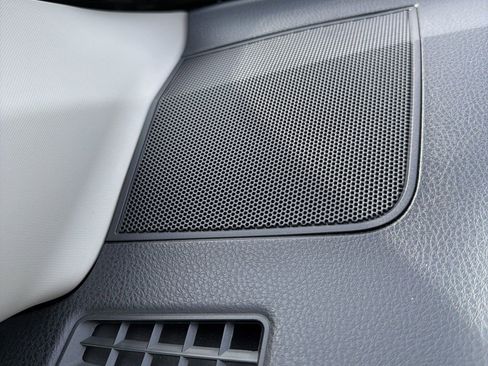 Used 2017 Toyota RAV4 Limited image 62