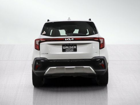 Used 2024 Kia Seltos SX AWD/4WD image 4