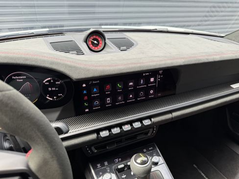 Certified 2025 Porsche 911 GT3 RS image 26