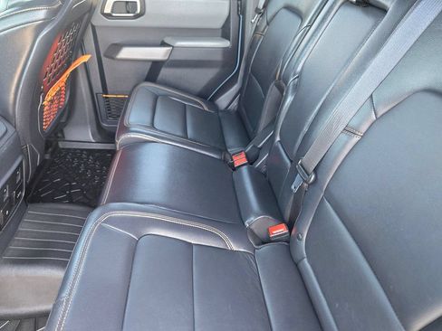 Used 2023 Ford Bronco Badlands AWD/4WD image 7