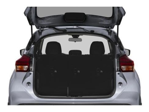Used 2024 Nissan Kicks SV FWD image 11