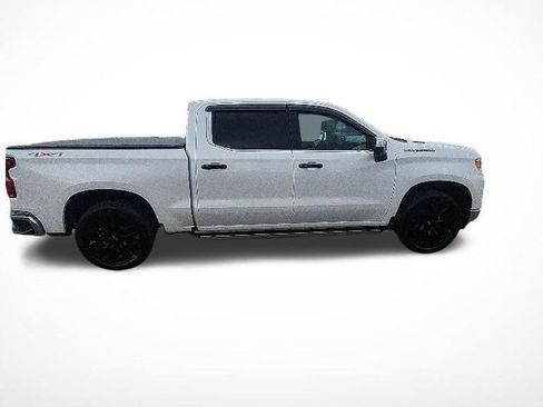 Used 2023 Chevrolet Silverado 1500 LTZ w/ LTZ Premium Package AWD/4WD image 15