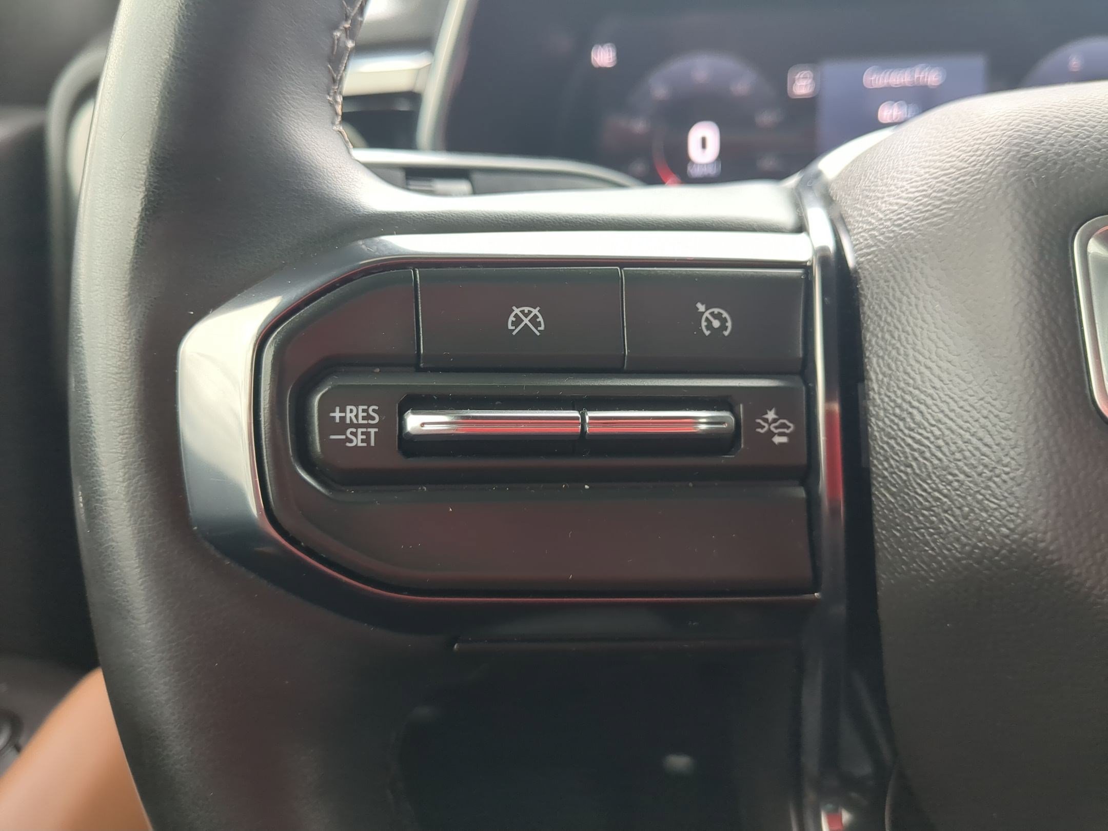 Used 2024 GMC Canyon AT4 w/ AT4 Premium Package AWD/4WD image 18