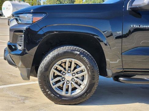 Used 2024 Chevrolet Colorado LT w/ LT Convenience Package II image 6