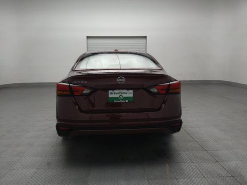 Used 2025 Nissan Altima 2.5 SV FWD image 6
