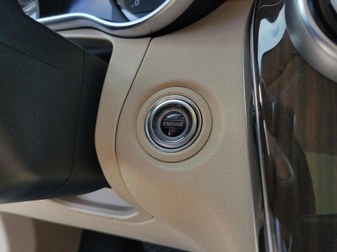 Certified 2022 Mercedes-Benz GLC 300 image 31