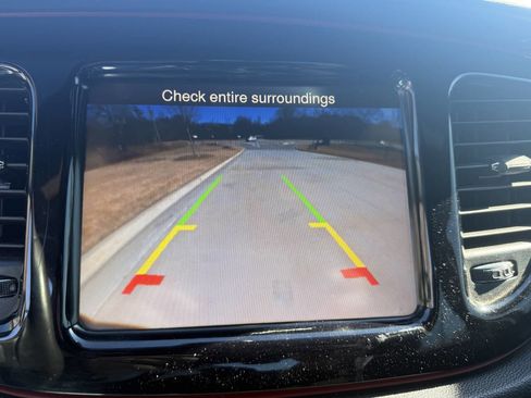 Used 2016 Dodge Dart SXT image 9