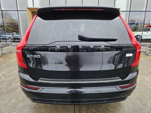 Used 2023 Volvo XC90 T8 Plus w/ Protection Package Premier image 6