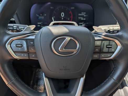 Used 2024 Lexus GX 550 w/ Cold Area Package AWD/4WD image 25