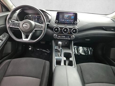 Used 2021 Nissan Sentra SV FWD image 17