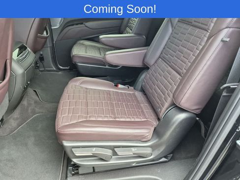 Used 2024 Cadillac Escalade ESV Sport Platinum w/ LPO, ONYX Package AWD/4WD image 20