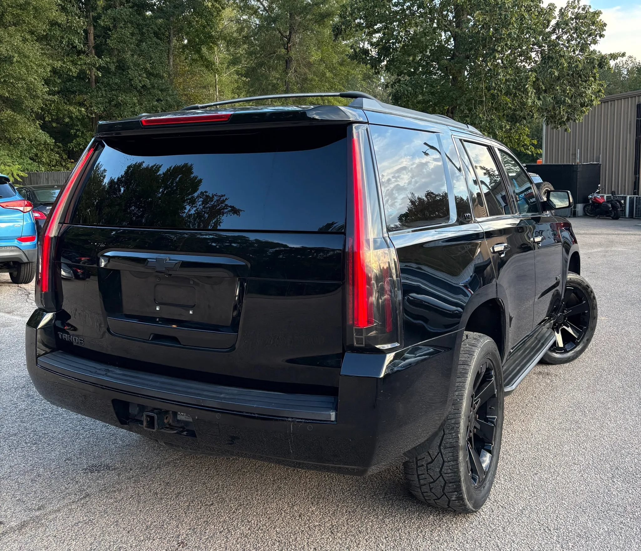 Used 2015 Chevrolet Tahoe LT AWD/4WD image 6