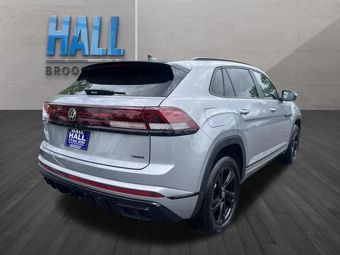 Certified 2025 Volkswagen Atlas Cross Sport SEL R-Line AWD/4WD image 6