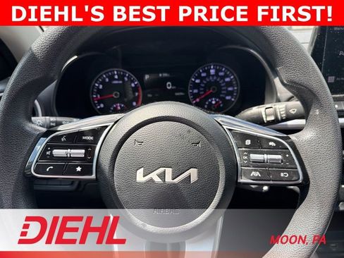 Used 2023 Kia Forte LXS FWD image 8