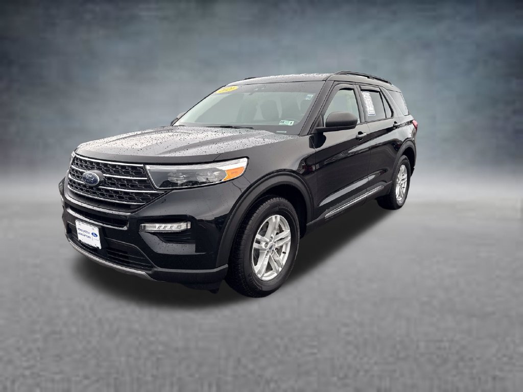Used 2021 Ford Explorer XLT w/ Equipment Group 202A AWD/4WD image 2
