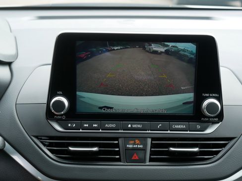 Certified 2025 Nissan Altima 2.5 S FWD image 27