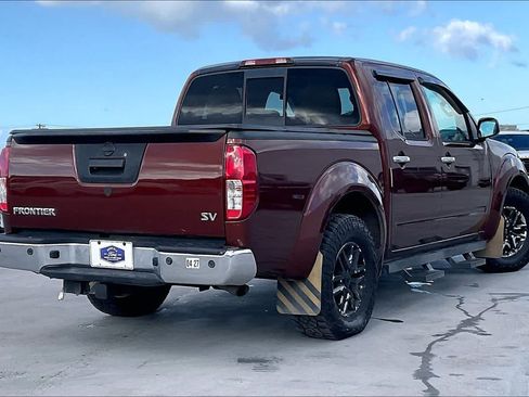 Used 2017 Nissan Frontier SV w/ SV Value Truck Package RWD image 22