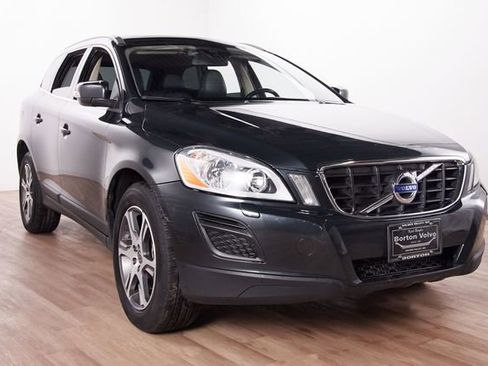 Used 2013 Volvo XC60 T6 image 3