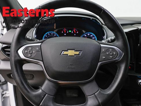 Used 2023 Chevrolet Traverse LT w/ Rear Camera Mirror Package AWD/4WD image 10