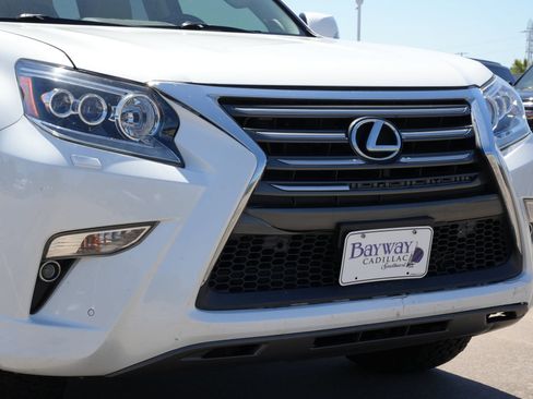 Used 2019 Lexus GX 460 Premium AWD/4WD image 28