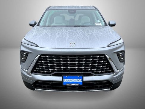 New 2026 Buick Enclave Avenir w/ Super Cruise Package image 2