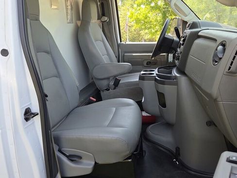 Used 2024 Ford E-350 and Econoline 350 Super Duty w/ Power Windows & Locks Group RWD image 15