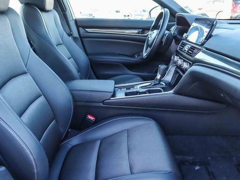 Used 2022 Honda Accord Sport image 18