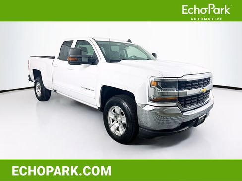 Used 2017 Chevrolet Silverado 1500 LT w/ Trailering Package RWD image 1