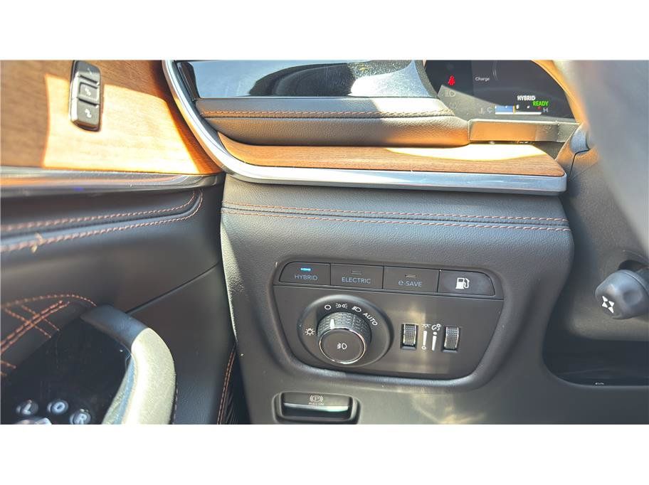 Used 2022 Jeep Grand Cherokee Summit AWD/4WD image 33