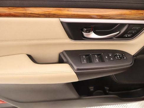 Used 2017 Honda CR-V Touring image 16