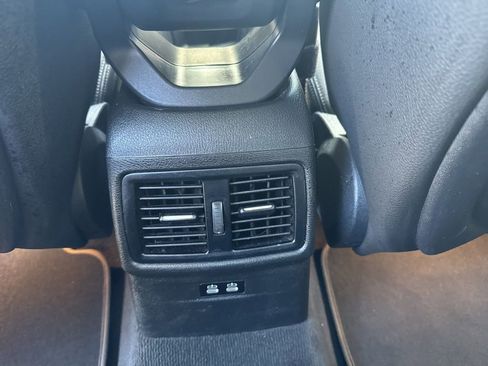 Used 2020 BMW X1 xDrive28i w/ Convenience Package image 9