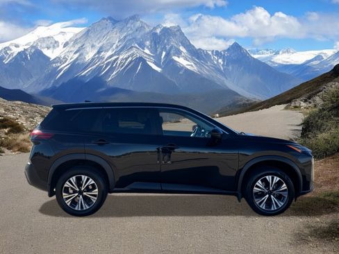 Used 2022 Nissan Rogue SV image 6