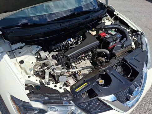 Used 2016 Nissan Rogue SL AWD/4WD image 28