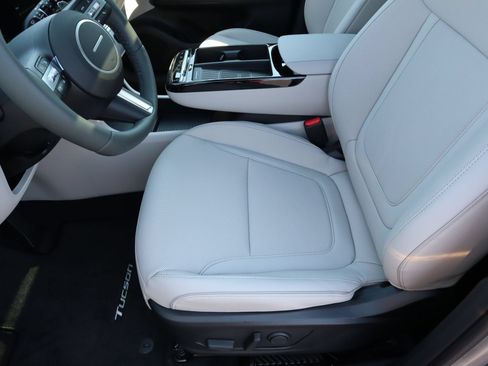 New 2026 Hyundai Tucson Limited AWD/4WD image 16