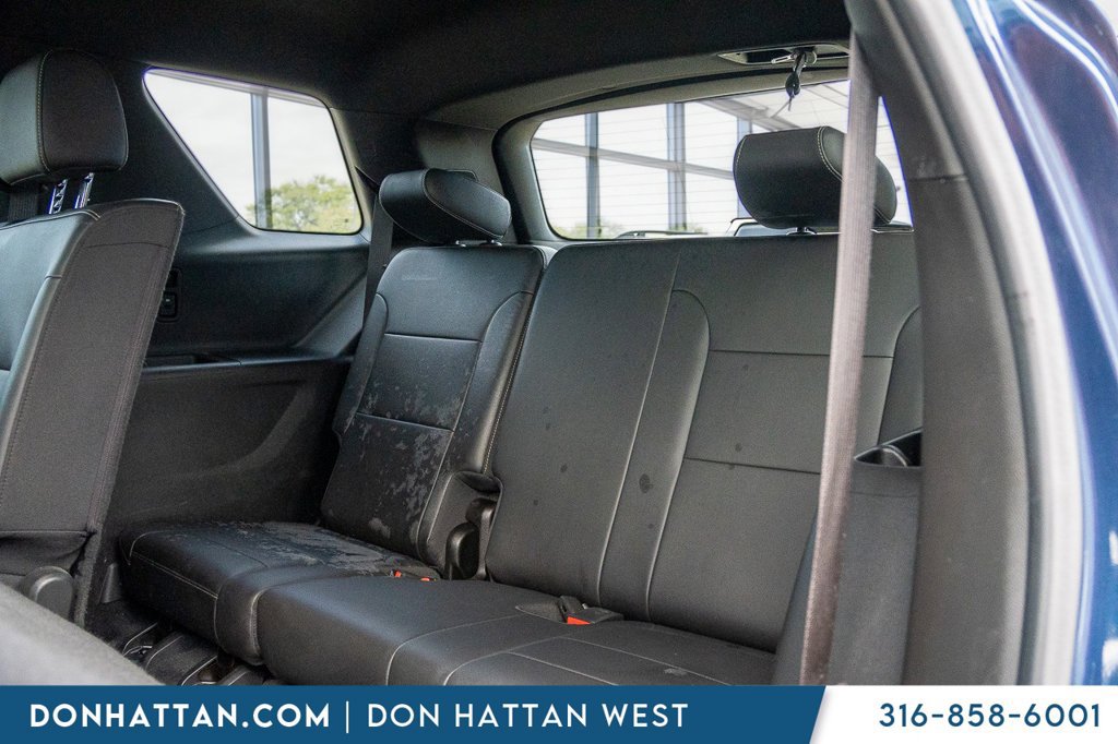 Used 2023 Chevrolet Traverse LT AWD/4WD image 20