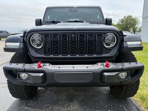 Used 2024 Jeep Wrangler Rubicon AWD/4WD image 7